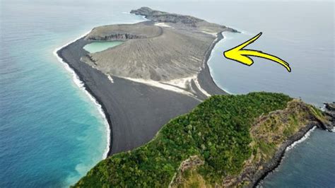 15 Mysterious Islands That Appeared Out of Nowhere